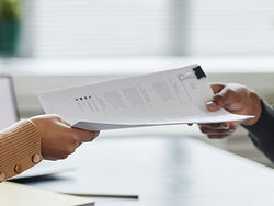 CDD de remplacement &agrave; terme impr&eacute;cis : l'information de la fin du cont